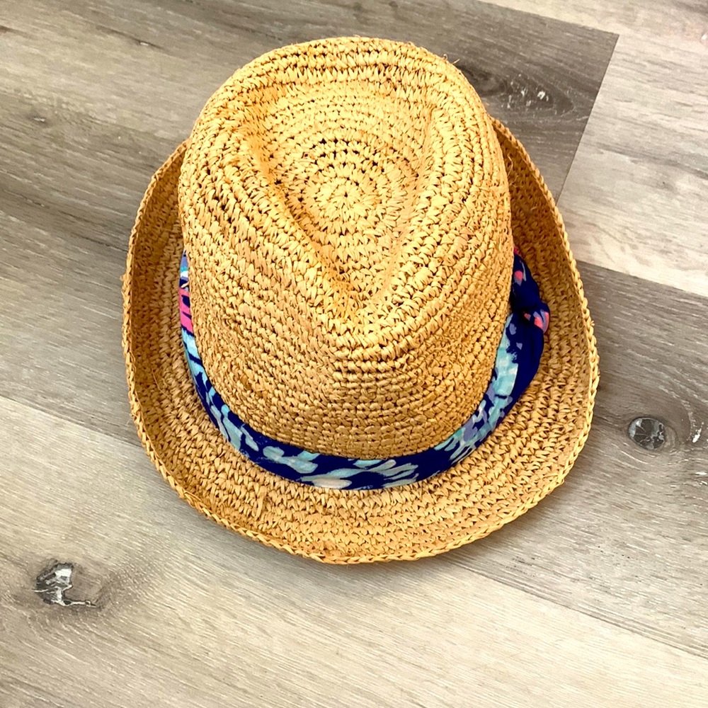 Lilly Pulitzer hat